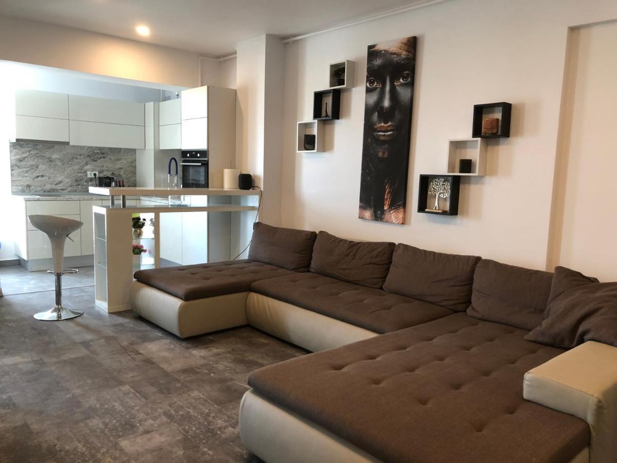 Luxury Westpark 2 Residence Lake View W6 Bukarest Exteriör bild