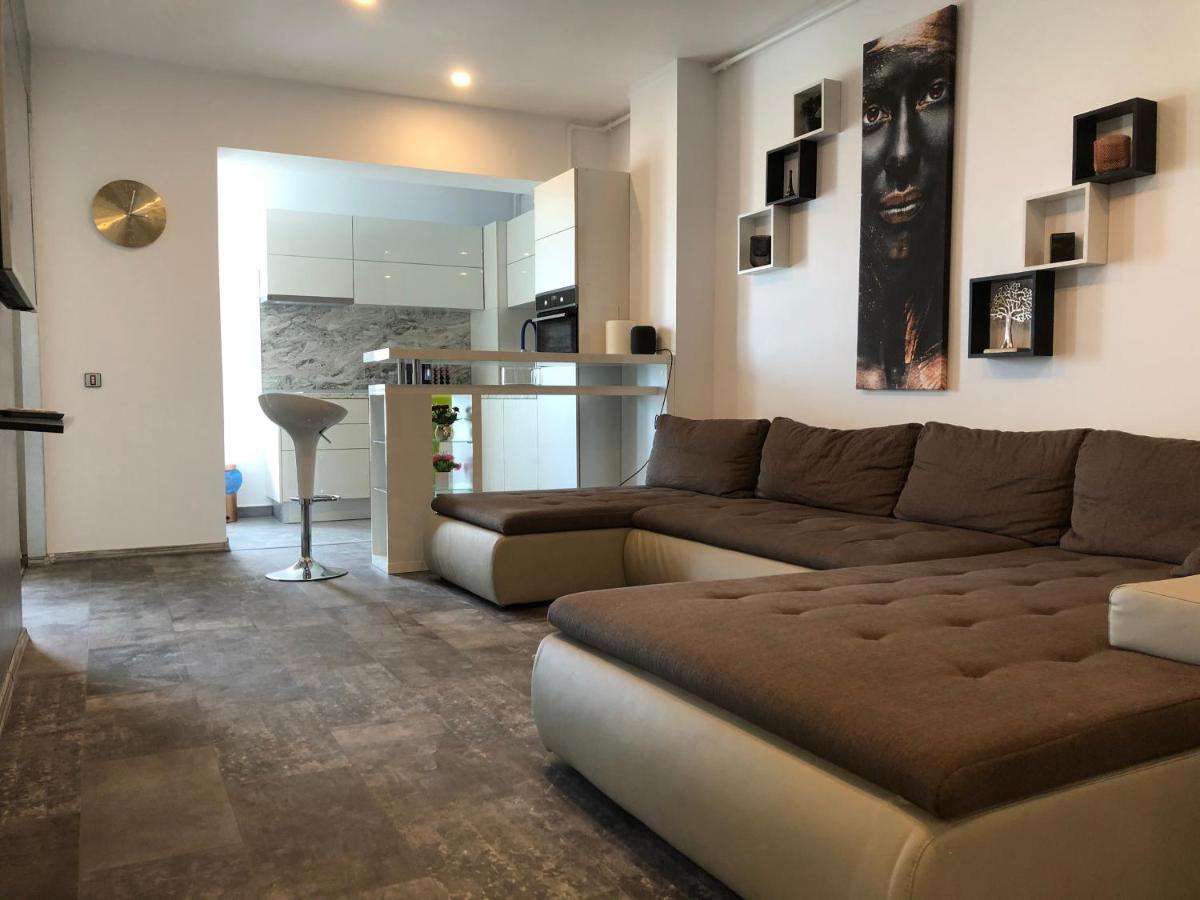 Luxury Westpark 2 Residence Lake View W6 Bukarest Exteriör bild
