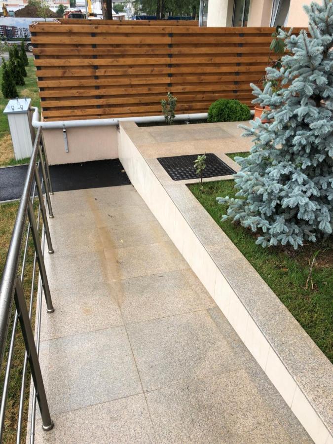 Luxury Westpark 2 Residence Lake View W6 Bukarest Exteriör bild